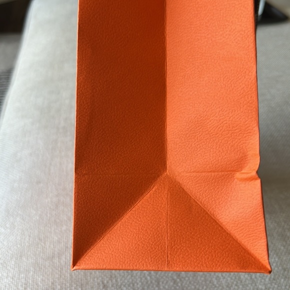Authentic Hermes shopping bag and ribbon. - Picture 5 of 7